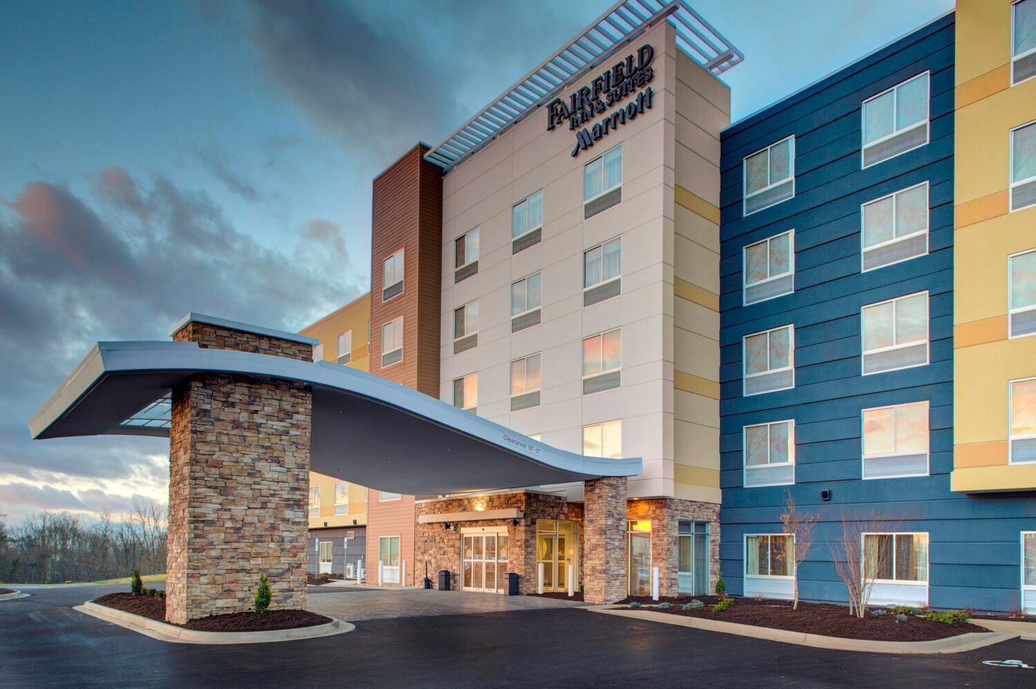Fairfield By Marriott Inn & Suites Beckley Exterior photo